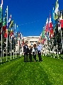 Фото перед зданием ООН (757x1024)