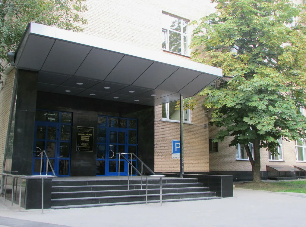 Общежитие на Пудовкина 4а