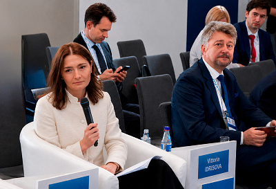 Виттория Идрисова на ЕЭФ: «Мировая экономика склоняется в сторону надежности»