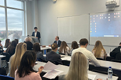 23 апреля 2026 г. на базе кафедры теории и истории государства и права, в рамках апрельской Международной научной студенческой конференции ВАВТ, прошла секция «Проблемы теории и истории государства и права