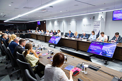 На выставке «ИННОПРОМ — 2026» представили лучшие практики в сфере подготовки кадров для ВЭД