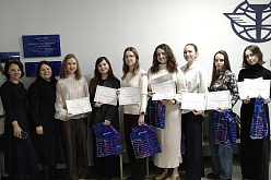 Компания «Консультант Плюс» наградила студентов МПФ ВАВТ за активную работу в юридической клинике Академии